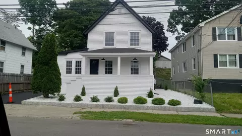 202 Goddard Ave, Bridgeport, CT 06610
