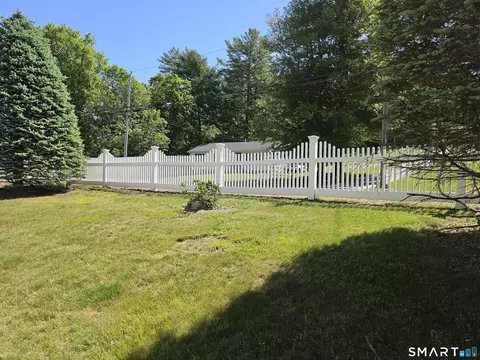 Exterior - 205 Brookes Lndg #205, Killingly, CT 06239 photo 4 of 4