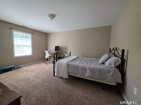 Bedroom - 205 Brookes Lndg #205, Killingly, CT 06239 photo 4 of 5