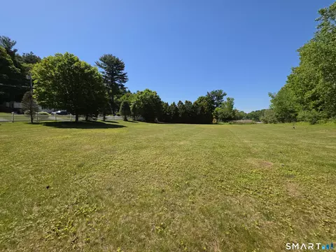 Exterior - 205 Brookes Lndg #205, Killingly, CT 06239 photo 3 of 4