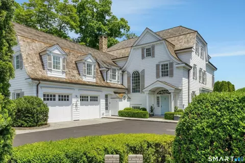 11 Harbor Bluff Ln #11, Norwalk, CT 06853