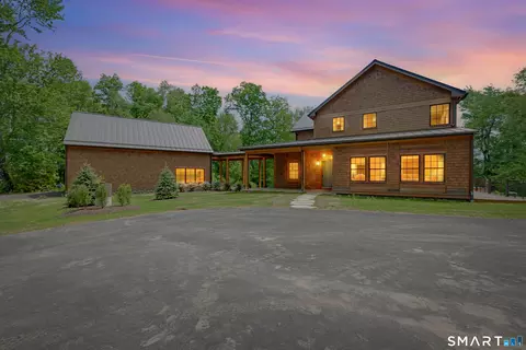 158 W Quasset Rd, Woodstock, CT 06281
