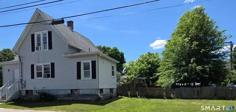28 Pine St, Meriden, CT 06451
