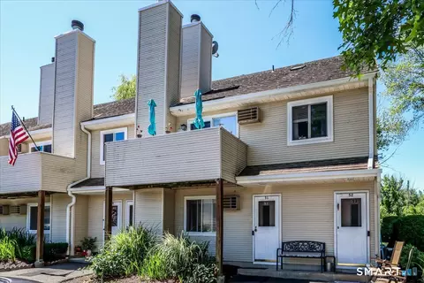 136 Pembroke Rd #6-52, Danbury, CT 06811