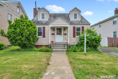 Exterior - 128 Church St, Hamden, CT 06514 photo 2 of 2