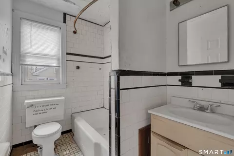 Bath - 128 Church St, Hamden, CT 06514 photo 1 of 1