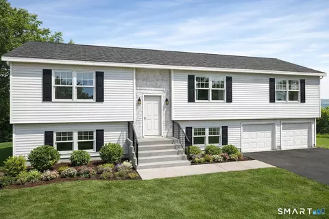 169 Darcangelo Dr, Naugatuck, CT 06770