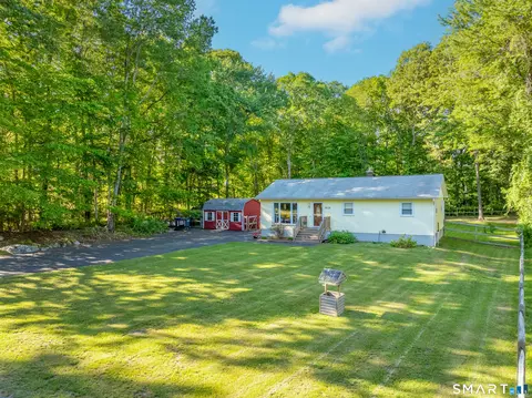 23 Ash Dr, Gales Ferry, CT 06335