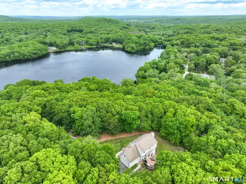 120 Lakeside Dr, North Stonington, CT 06359