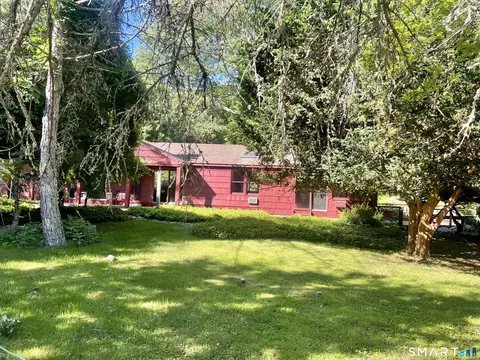 11 Tubbs Spring Dr, Weston, CT 06883