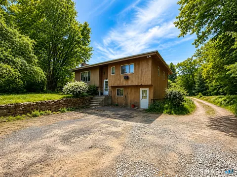 211 Leonard Rd, Stafford Springs, CT 06076