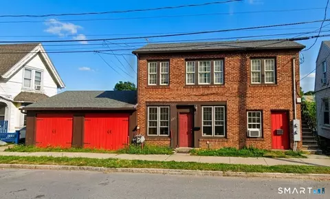 393 Colony St, Meriden, CT 06450