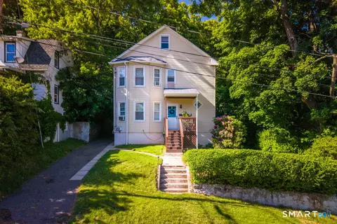 39 Long St, New Britain, CT 06051