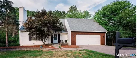 17 Horizon Ave, Willimantic, CT 06226
