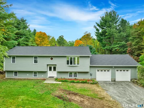 155 Tripp Hollow Rd, Brooklyn, CT 06234
