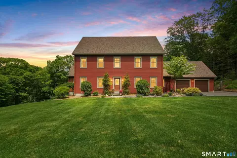 198 Little Fox Ln, Southbury, CT 06488