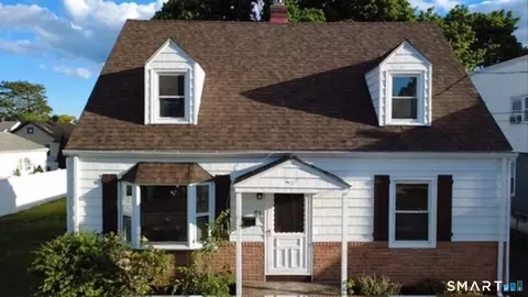 94 Third St, Hamden, CT 06514