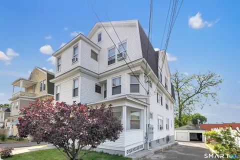 103-107 Charron St, Bridgeport, CT 06606