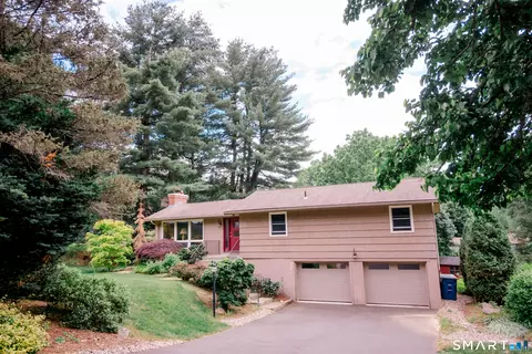 158 Tumble Brook Dr, Vernon, CT 06066