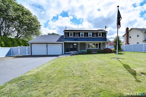410 Westwood Hl, Wethersfield, CT 06109