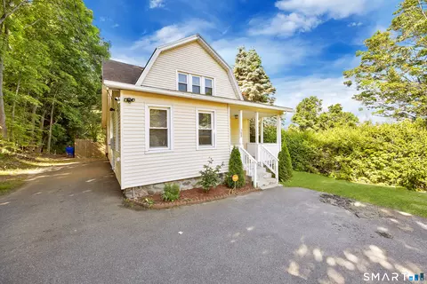 300 Sunnyside Ave, Watertown, CT 06795