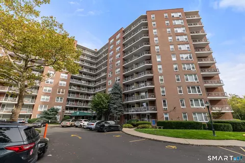 91 Strawberry Hill Ave #927, Stamford, CT 06902