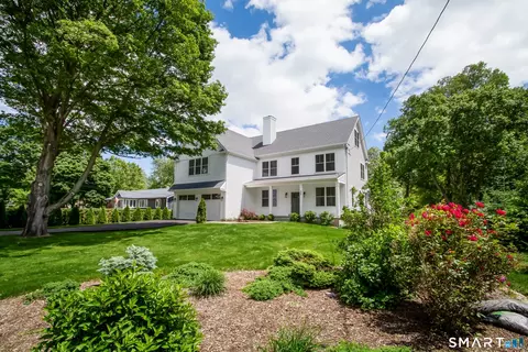 217 Fairland Dr, Fairfield, CT 06825