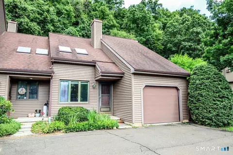 36 Twin Oaks #36, New Milford, CT 06776
