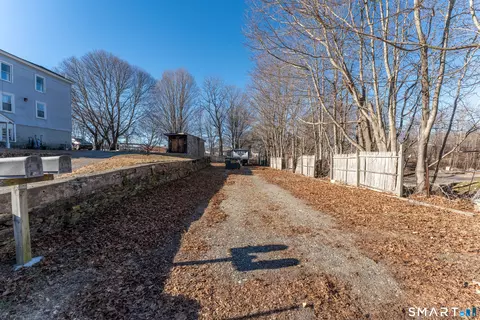 85 Furnace St, Killingly, CT 06239 photo 4