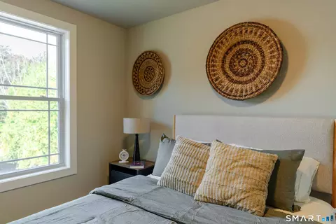 Bedroom - 39 Valley View Dr #14B, Killingly, CT 06241 photo 1 of 7