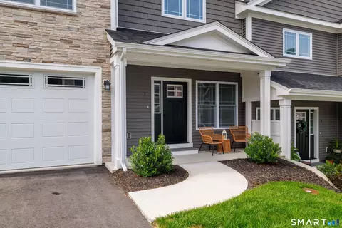 Exterior - 39 Valley View Dr #14B, Killingly, CT 06241 photo 2 of 3