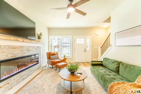 Living - 37 Valley View Dr #14A, Killingly, CT 06241 photo 3 of 3