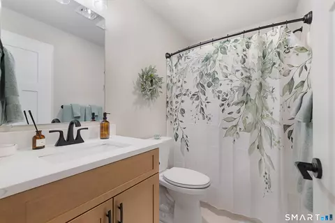 Bath - 37 Valley View Dr #14A, Killingly, CT 06241 photo 2 of 2