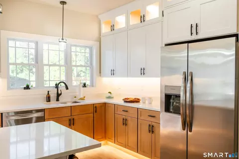 Kitchen - 37 Valley View Dr #14A, Killingly, CT 06241 photo 2 of 8