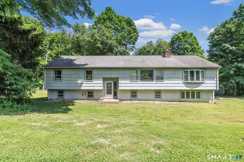 119 Freeman Rd, Oxford, CT 06478