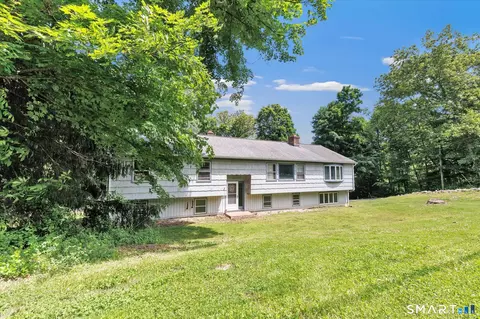 119 Freeman Rd, Oxford, CT 06478