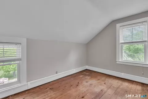 Bedroom - 651 Cook Hill Rd, Killingly, CT 06239 photo 5 of 5