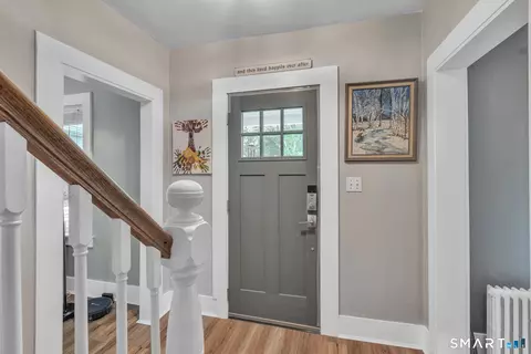Entry Way - 651 Cook Hill Rd, Killingly, CT 06239 photo 3 of 3