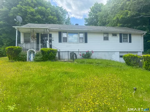 140 Bailey Ave, Meriden, CT 06451