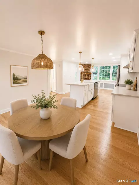 Dining - 249 Ridge Rd, Wethersfield, CT 06109 photo 1 of 1