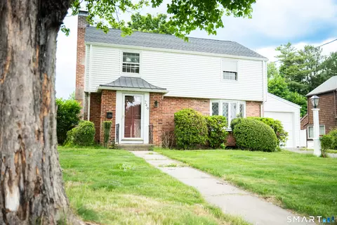 249 Ridge Rd, Wethersfield, CT 06109