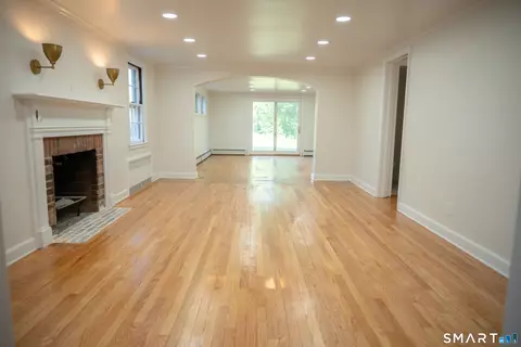 Living - 249 Ridge Rd, Wethersfield, CT 06109 photo 1 of 5