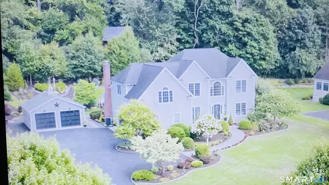 25 Block Farm Rd, Monroe, CT 06468