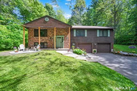 12 Shady Dell Ln, Somers, CT 06071