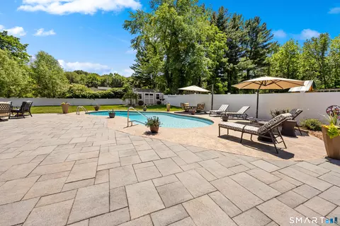 Exterior - 1500 Rhey Ave, Wallingford, CT 06492 photo 5 of 7