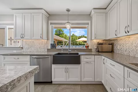Kitchen - 1500 Rhey Ave, Wallingford, CT 06492 photo 1 of 4