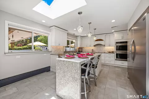 Kitchen - 1500 Rhey Ave, Wallingford, CT 06492 photo 2 of 4