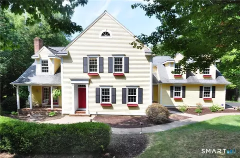 79 High Valley Dr, Canton, CT 06019