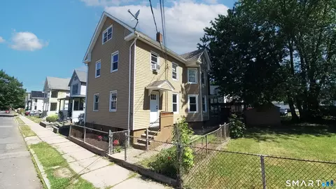 3 Pasco St, Meriden, CT 06451