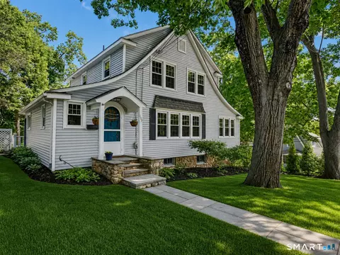 107 Knapp St, Stamford, CT 06907